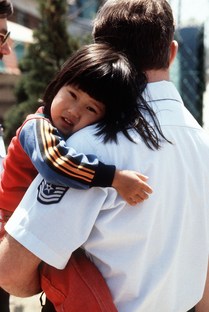 Do Koreans like hugs?